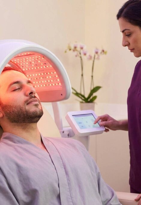 علاج الشعر بالليزر منخفض الطاقة LLLT في تركيا لتحفيز البصيلات